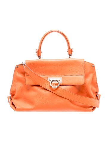 Vitello Daino Leather Top Handle Bag