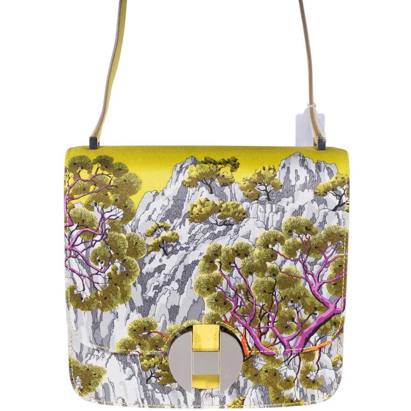Hermes Hermès 2002-20 Sieste au Paradis Silk Swift Lime Palladium Hardware