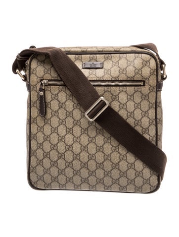 GG Canvas Shoulder Bag