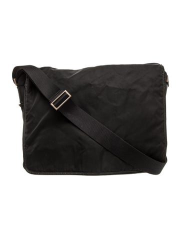 Tessuto Shoulder Bag
