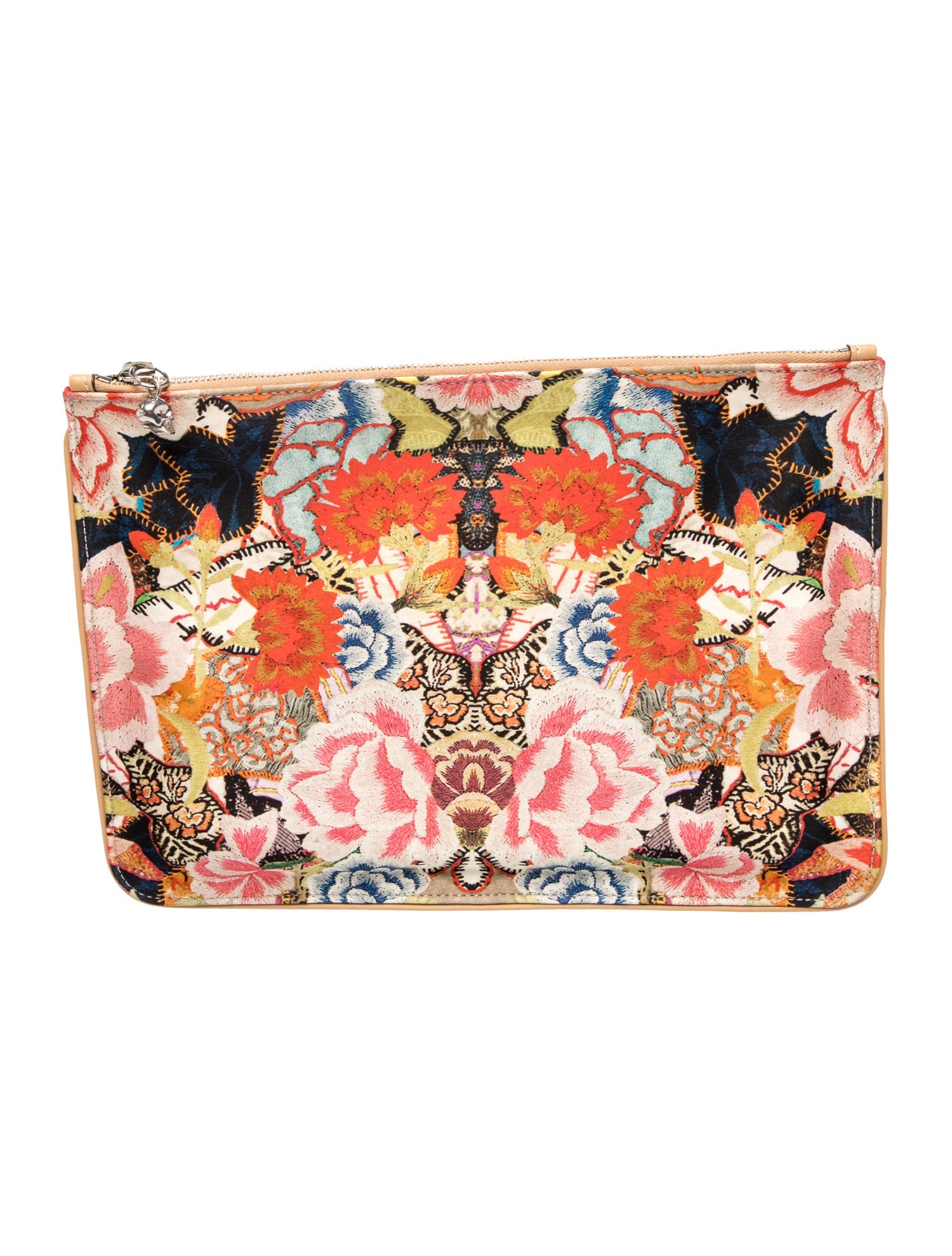 Skull Clutch