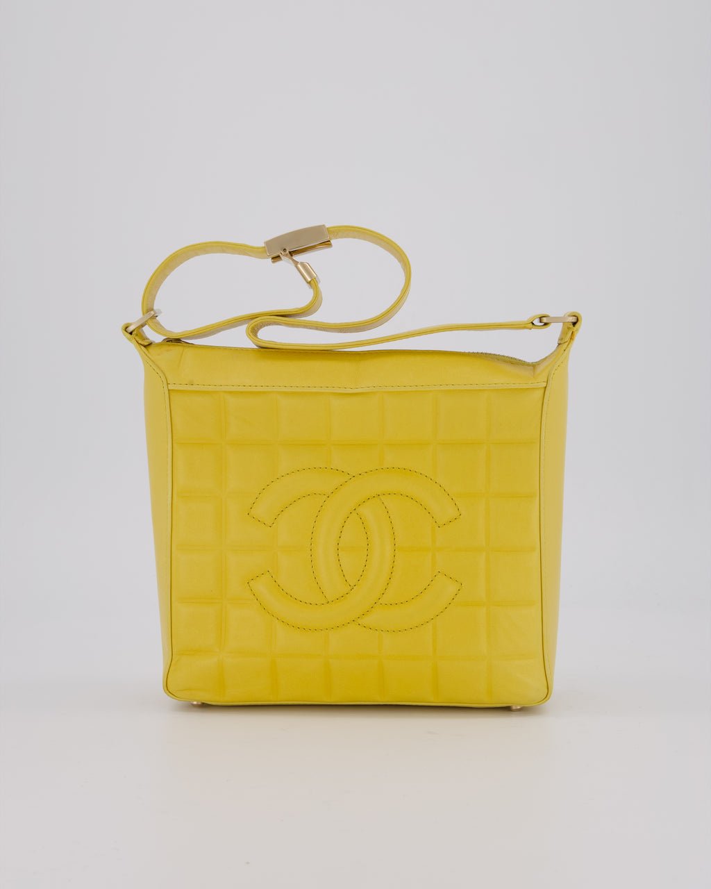 Chanel Vintage Chocolate Bar Shoulder Bag in Yellow Lambskin Leather with Gold Hardware