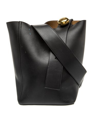 Leather Pebble Medium