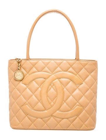 Medallion Tote