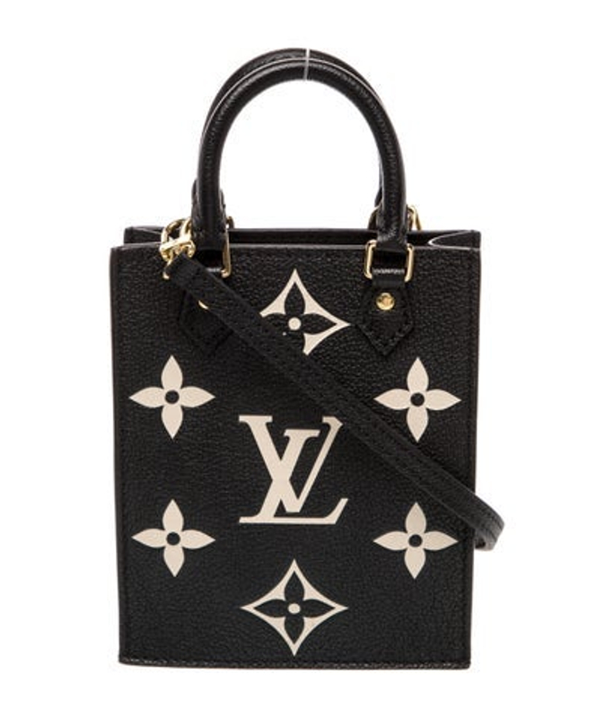 Louis Vuitton Vuitton Monogram Giant Sac Plat Petit