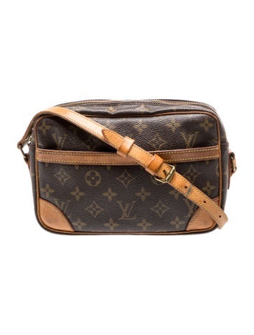LV Monogram Trocadero 23
