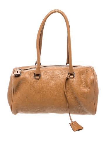 Vitello Daino Leather Shoulder Bag