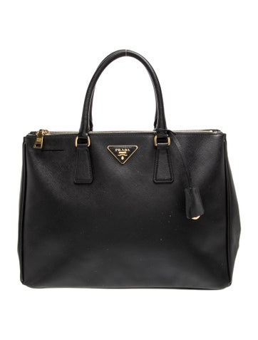Saffiano Leather Galleria Double Zip Medium