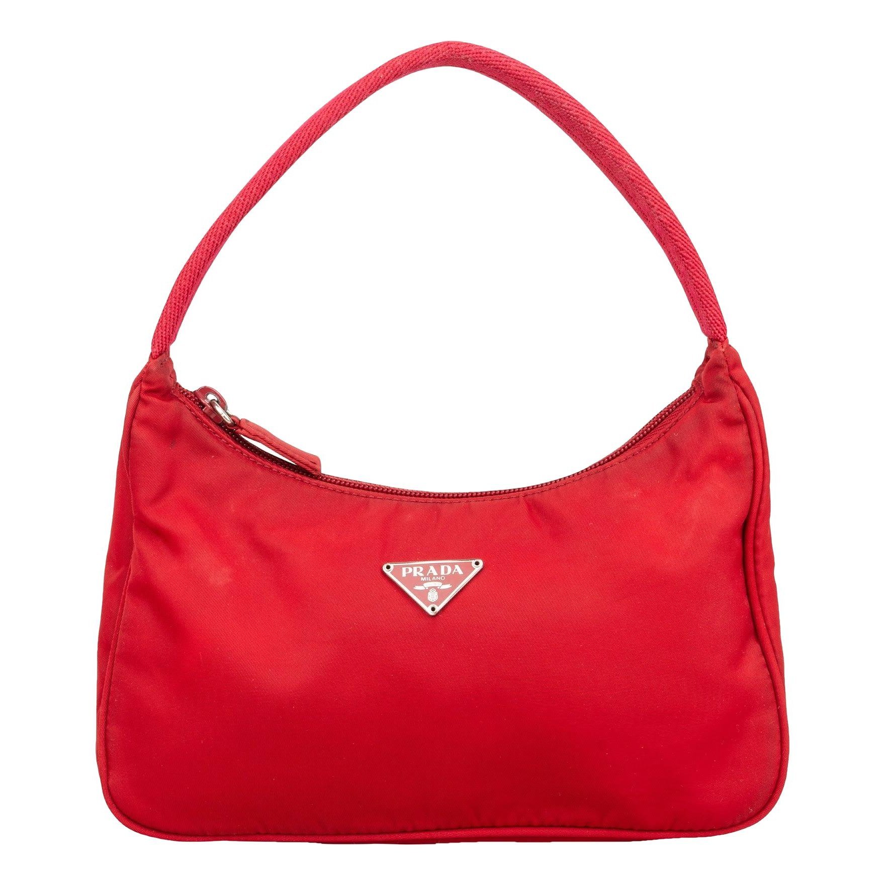 Triangle handbag