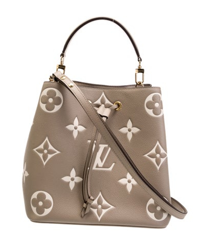 Louis Vuitton Vuitton Monogram Giant Neonoe Mm