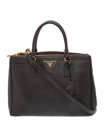 Saffiano Leather Galleria Double Zip Medium