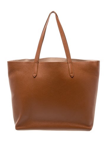 Cuyana Leather Classic