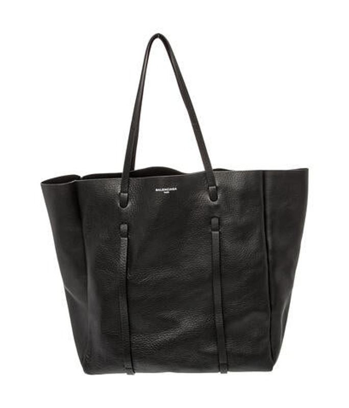Balenciaga Leather Everyday Tote Medium