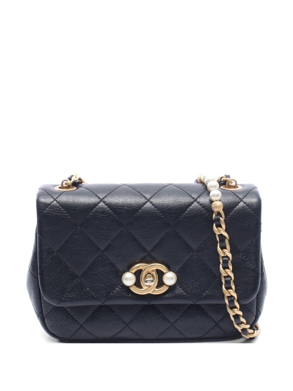 2021s small Matelassé flap shoulder bag