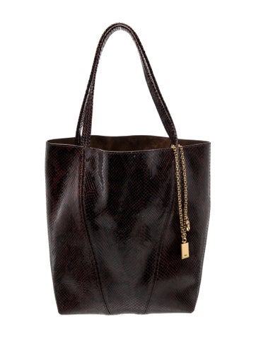 Embossed Leather Spin Medium