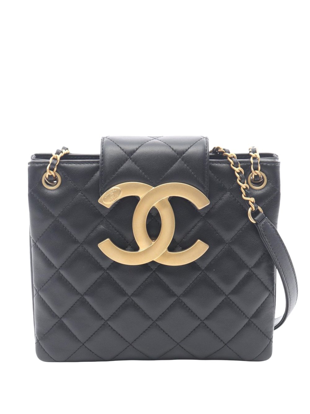 2021-2026 Quilted Lambskin Giant CC shoulder bag