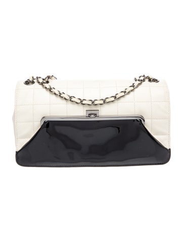 Square Quilt Kiss Lock Flap Bag