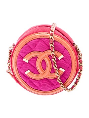 Filigree Round Clutch w/ Chain
