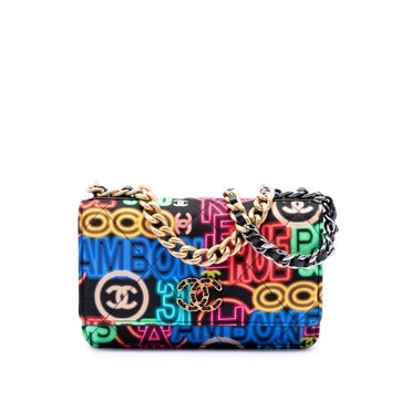 Printed Nylon Graffiti 19 Wallet on Chain