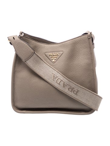 Vitello Daino Leather Crossbody Bag Medium