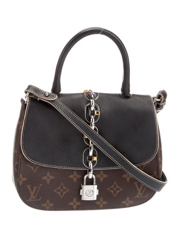 LV Monogram Chain It PM