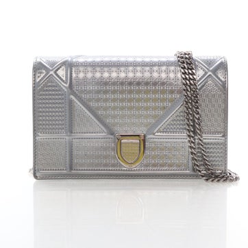 Cannage Embossed Diorama Wallet On Chain