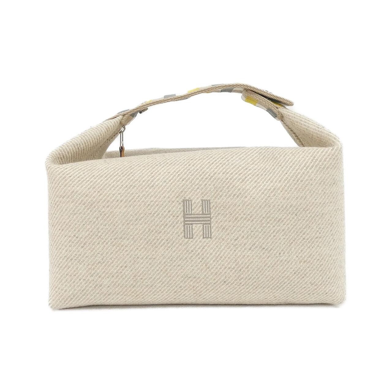 Hermès AU CARRE Bride A Black GM 103803M Pouch