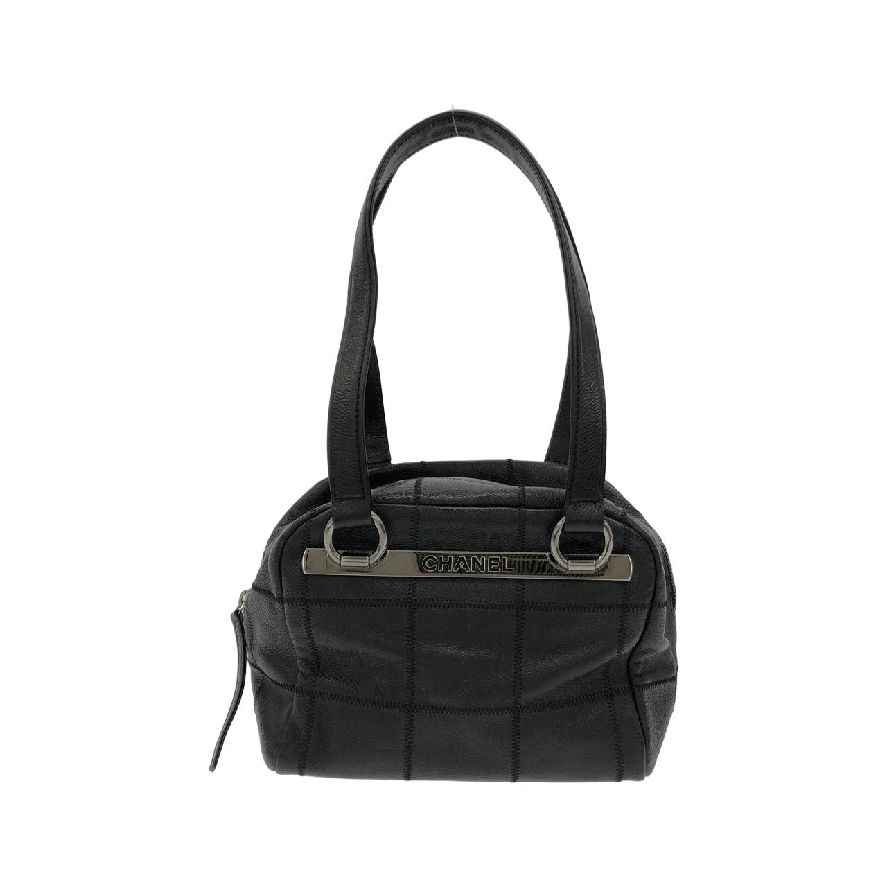 Chanel 26134 Shoulder Bag