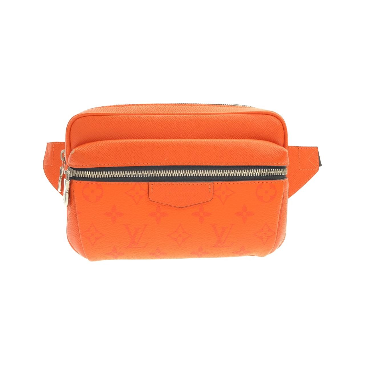 Louis Vuitton Taiga Lama Bum Bag Outdoor M30430 Shoulder Bag