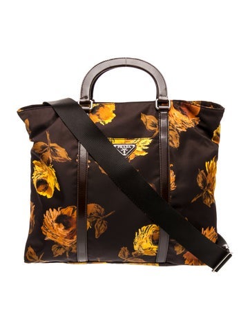 Enameled Metal Triangle Tote