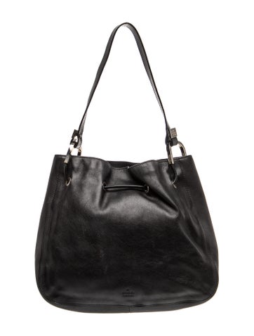 GG Canvas Shoulder Bag