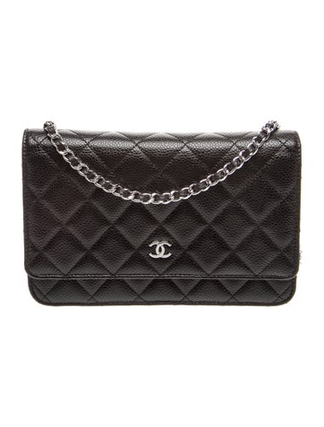 Classic Quilted Wallet On Chain