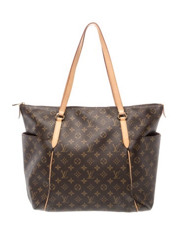 LV Monogram Totally
