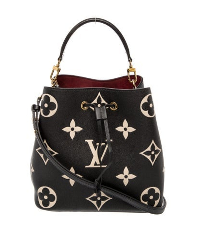Louis Vuitton Vuitton Monogram Giant Neonoe Mm