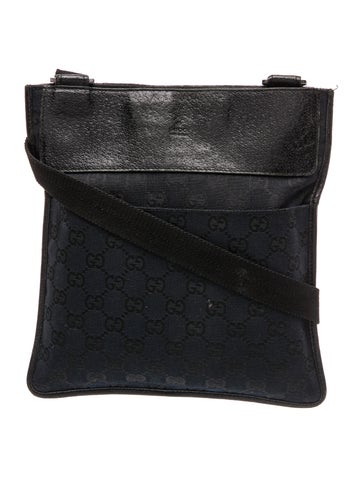GG Canvas Messenger Bag