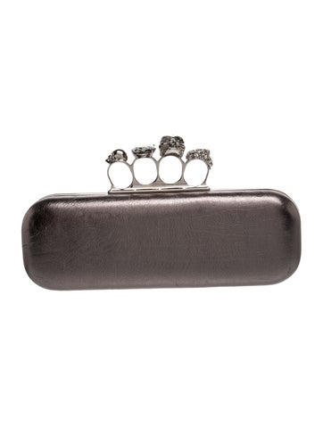 Skull Clutch