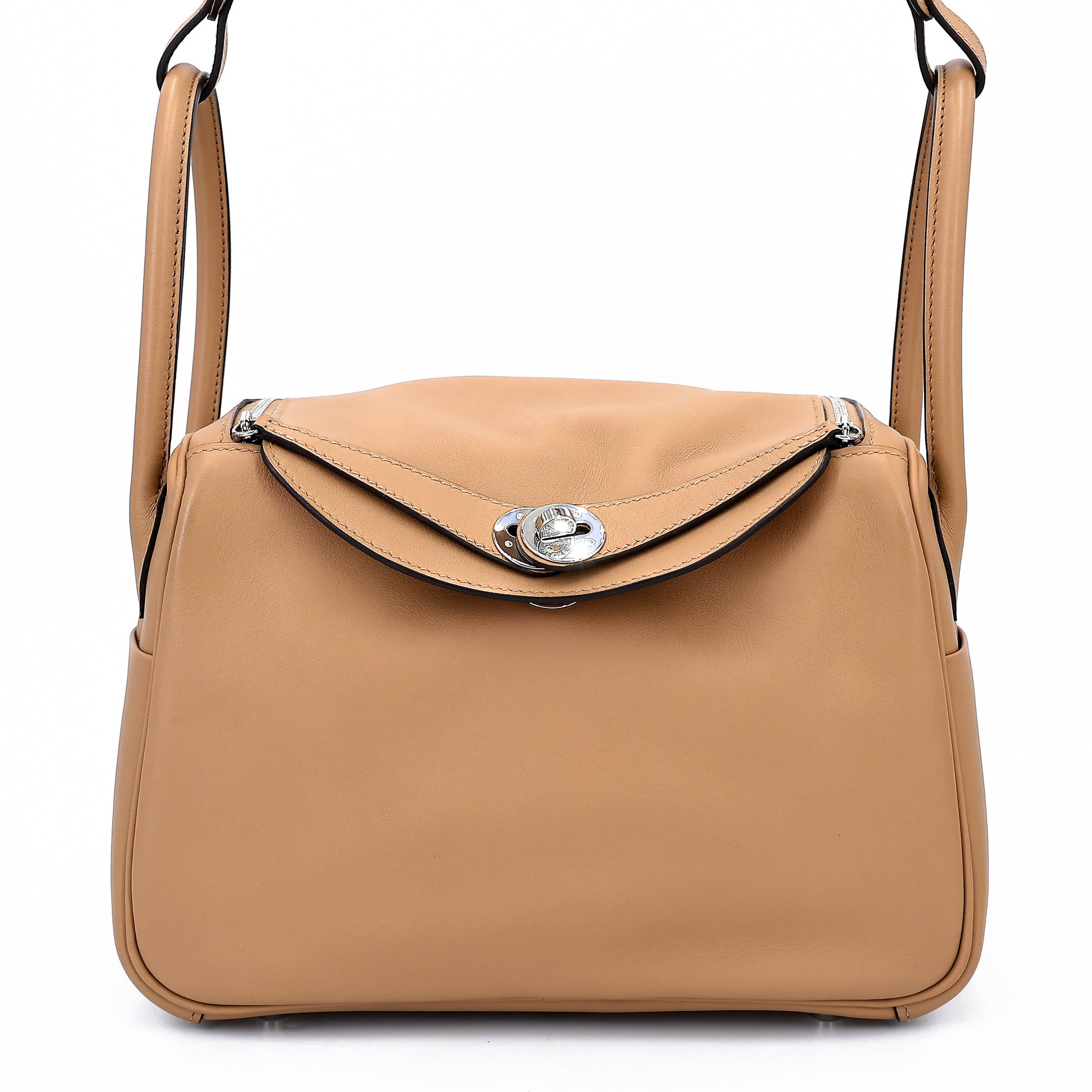 Very Good ( Rank A) HERMÈS Lindy 26 Chai (0M) Mauve Sylvestre (X9) Swift Palladium hardware U (2022)