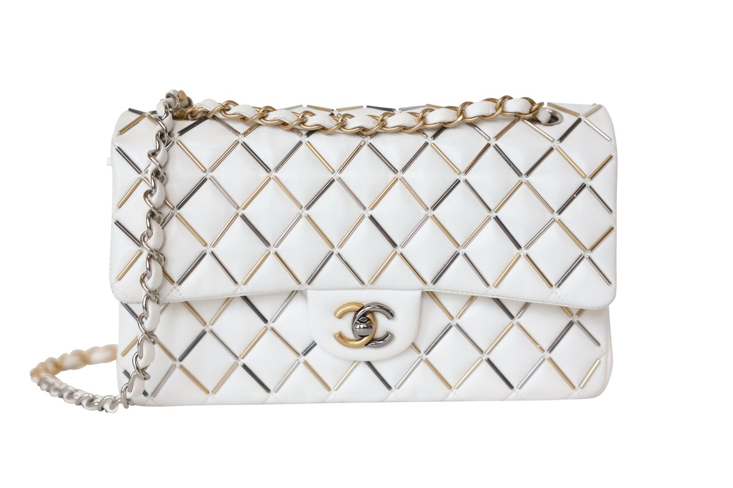 Chanel Classic Medium Bag, White Lambskin and Mixed Hardware, Preowned No Dustbag WA001