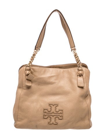 Signature Shoulder Bag