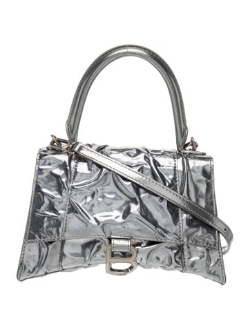 Leather Hourglass Small Handbag with Crushed Effect in Silver