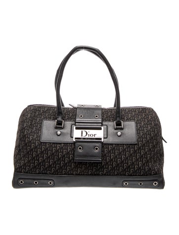 Diorissimo Street Chic