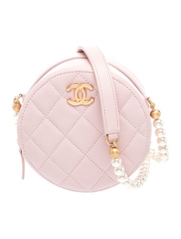 Pearl Round Clutch w/ Chain