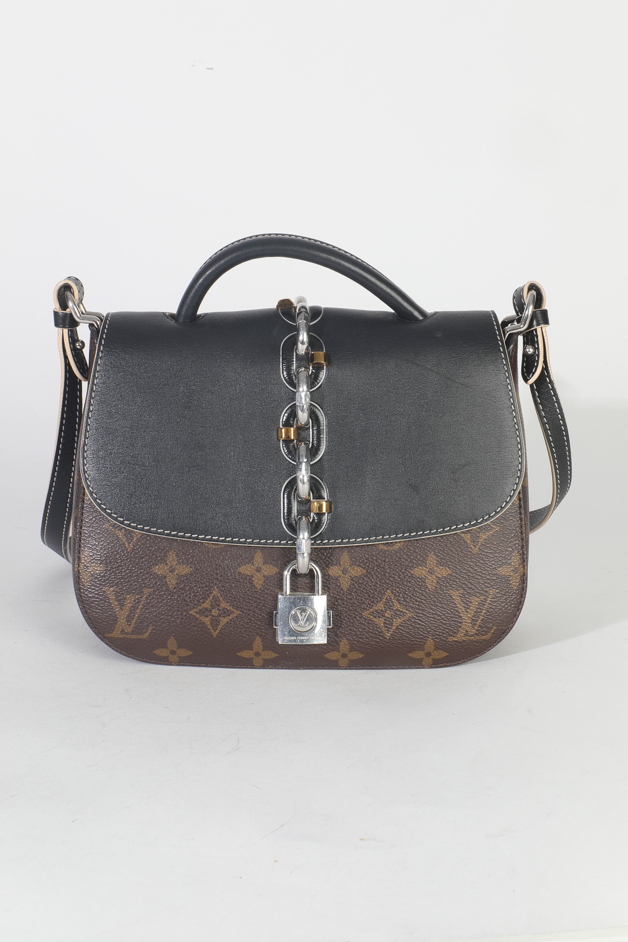 Black Monogram Canvas Chain It PM