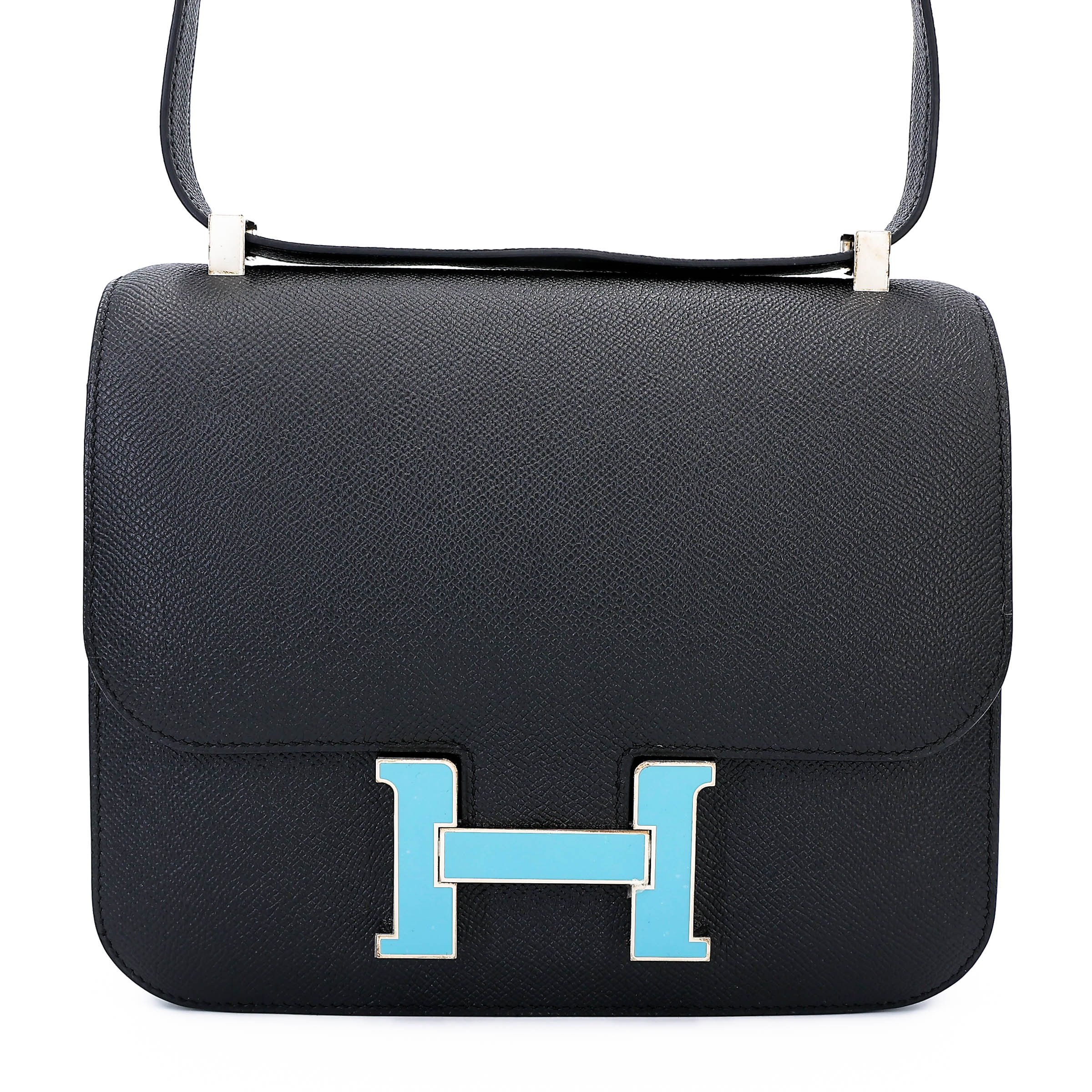 Very Good ( Rank A) HERMÈS Constance 24 Noir (89) Epsom Enamel hardware X (2016)