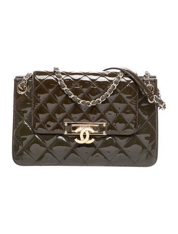 Medium Golden Class Flap Bag