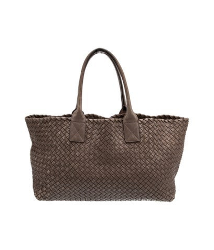 Bottega Veneta Veneta Leather Cabat Medium