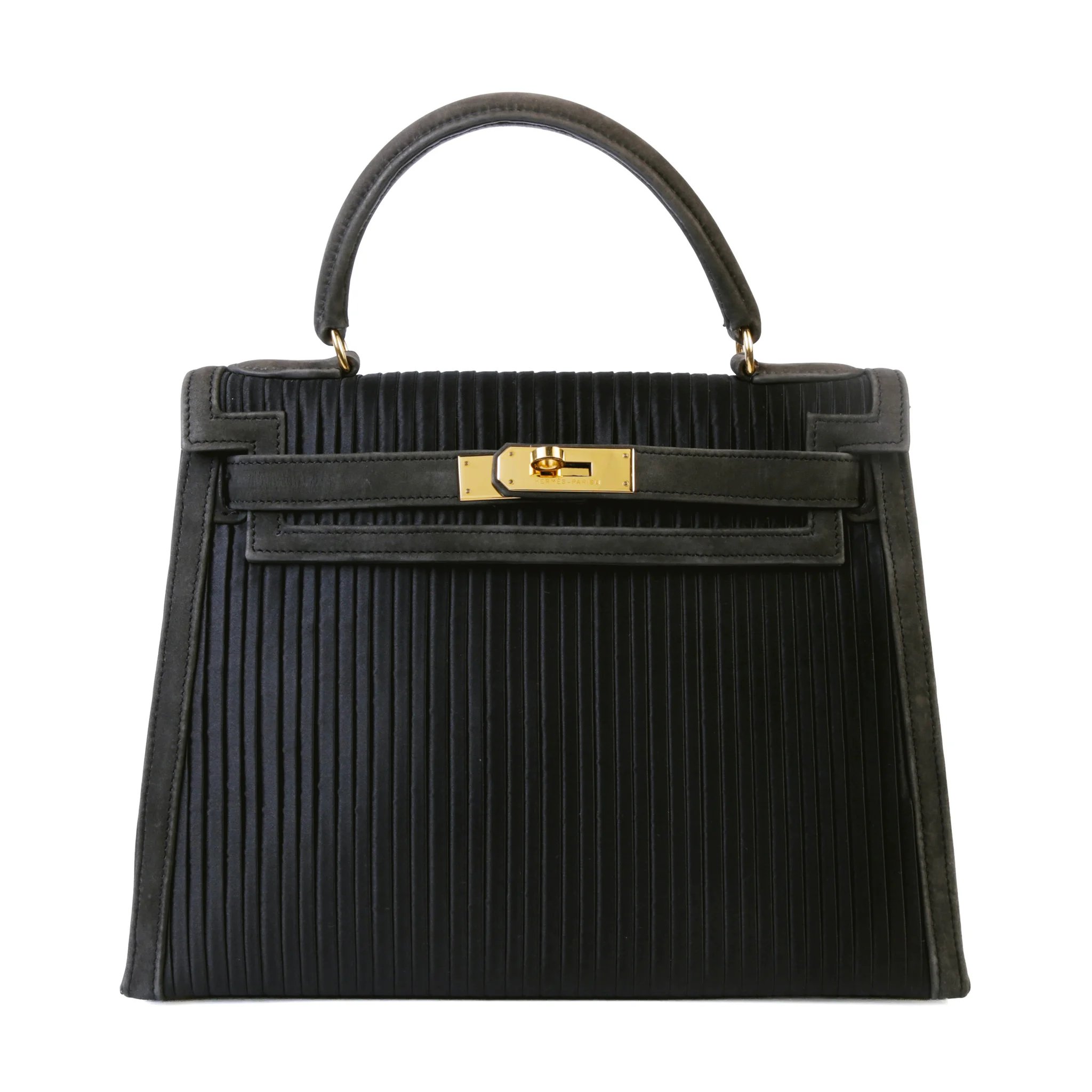 Good ( Rank AB) HERMÈS Limited Edition Kelly 28 Sellier Black Doblis Suede Gold hardware Circle W (1993)