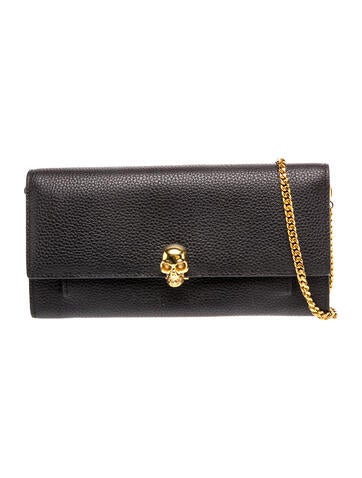 Skull Clutch