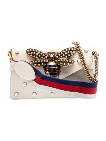 Faux Pearl Queen Margaret