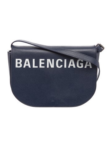 Balenciaga Signature Day